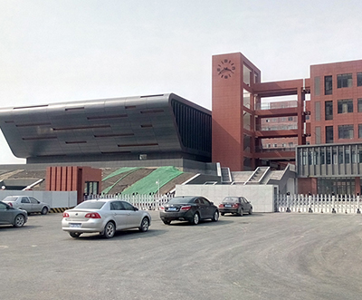 �������|�³ǵ�һ�WУ�A�݈��d